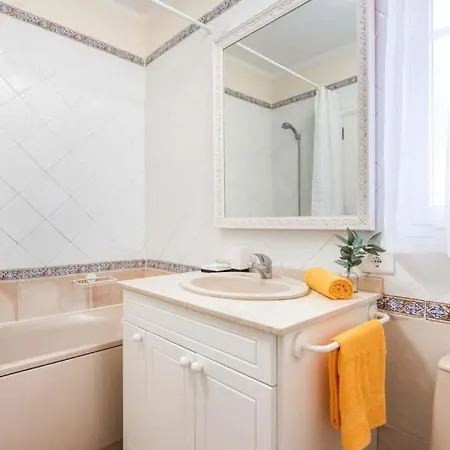 Vila Playa De Fanabe Sleeps 6 With Pool Air Con And Wifi *